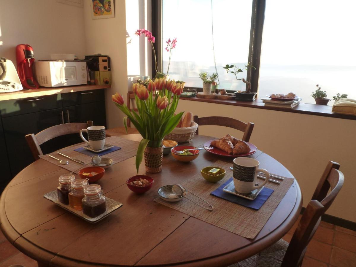 Le Rocher De Sampzon Екстериор снимка
